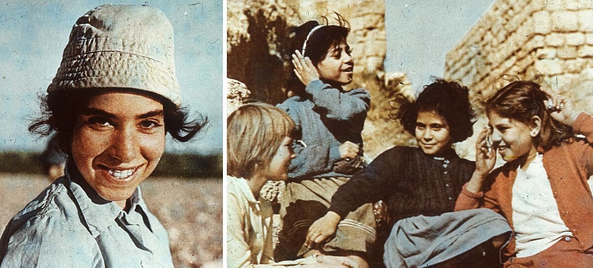 Links eine junge Israelin mit der typischen Kopfbedeckung, rechts eine Mädchengruppe in Akko (Bilder: Kleinbilddia des Dalman-Instituts Greifswald nach dem schwedischen Kinderbuch "Helgas Reise" von Sven und Pia Gillsäter aus den 1960er Jahren)